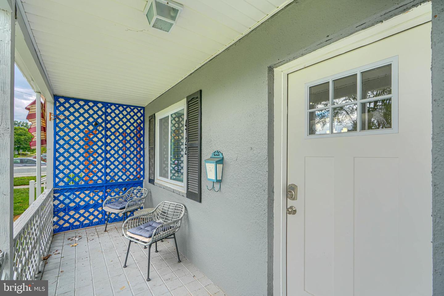 4722 Raspe Ave Property Photo 4