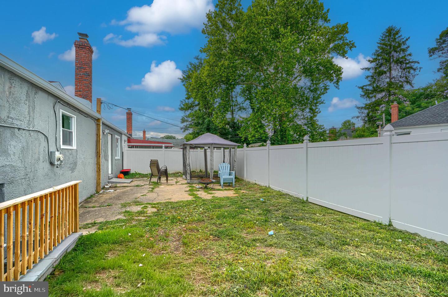 4722 Raspe Ave Property Photo 28