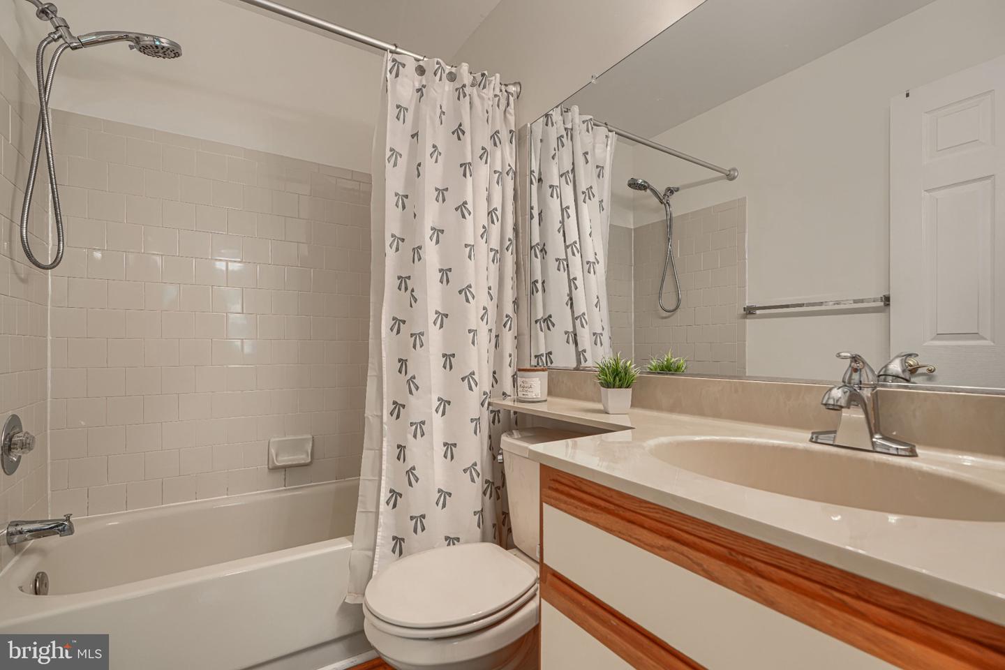 4100 Chardel Rd #3b Property Photo 34