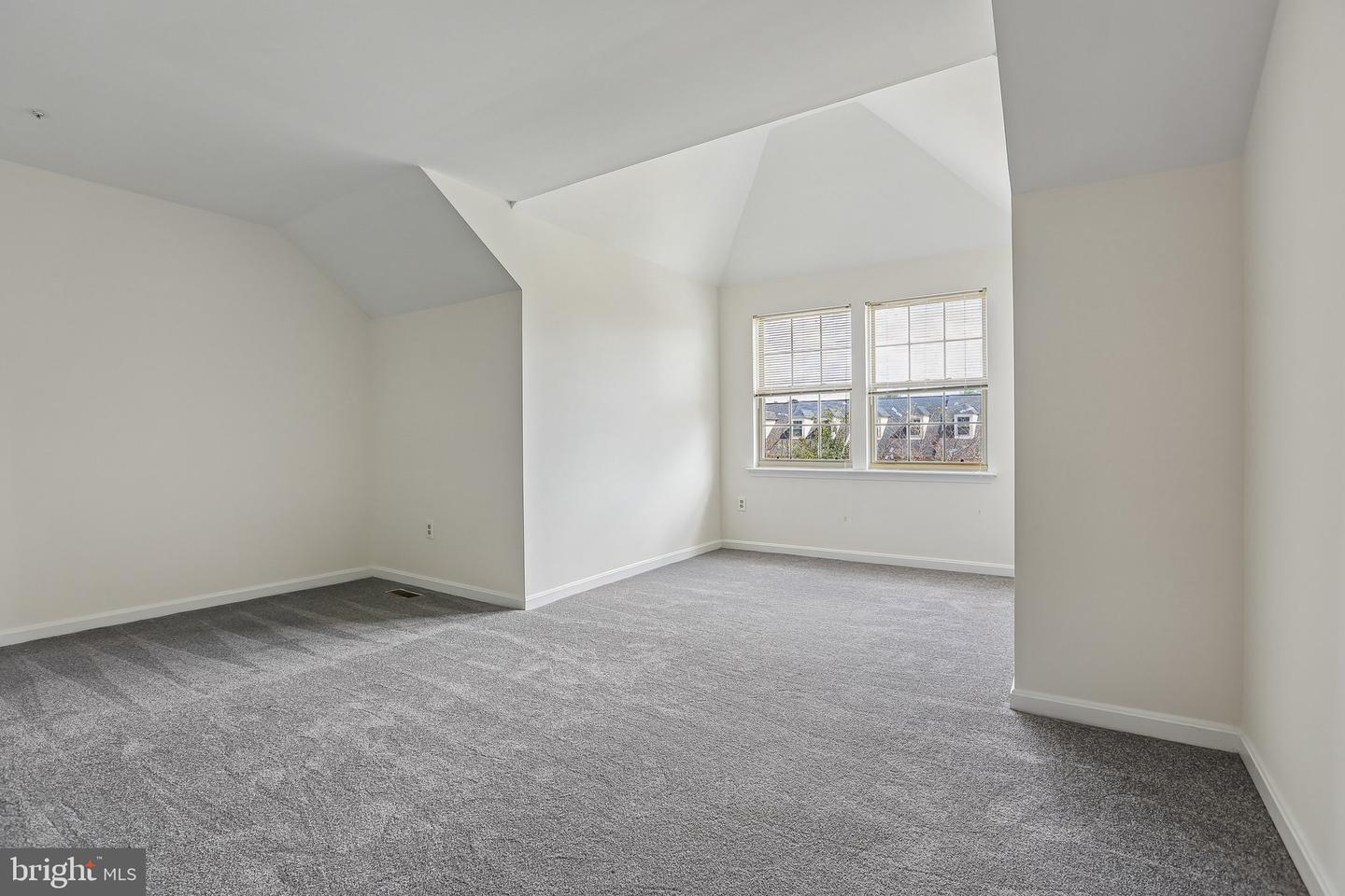 4800 Simonds Dr Property Photo 26
