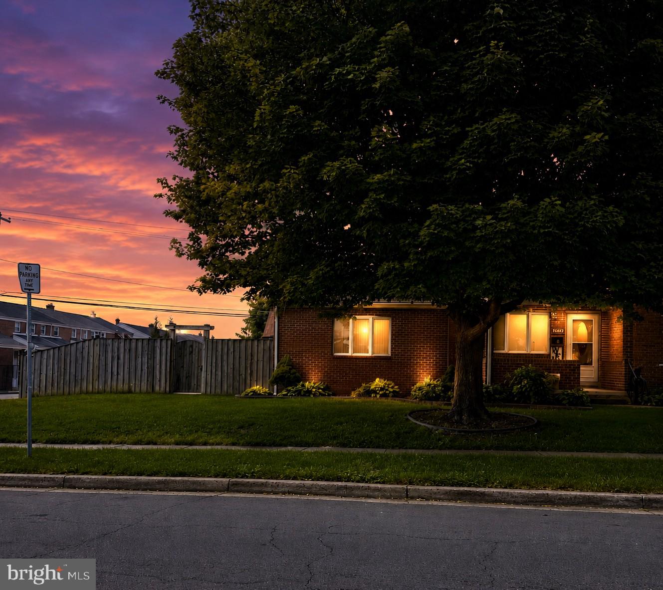 2731 Moorgate Rd Property Photo 1