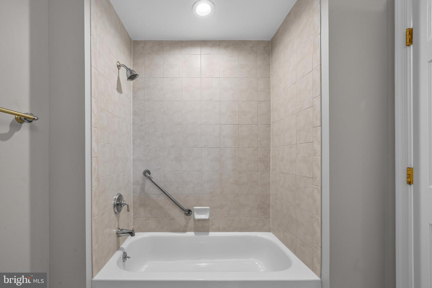 12236 Roundwood Rd #803 Property Photo 31