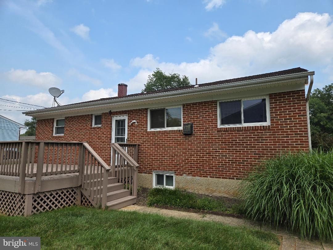 3706 Parkfield Rd Property Photo 3