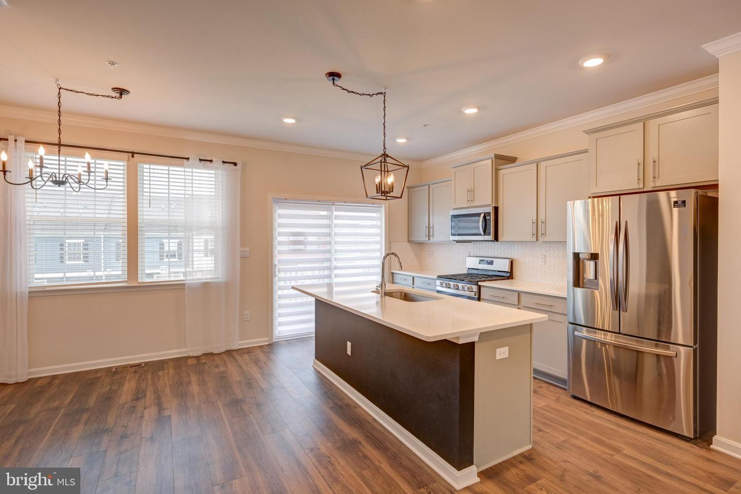 5059 Silver Oak Dr Property Photo 7