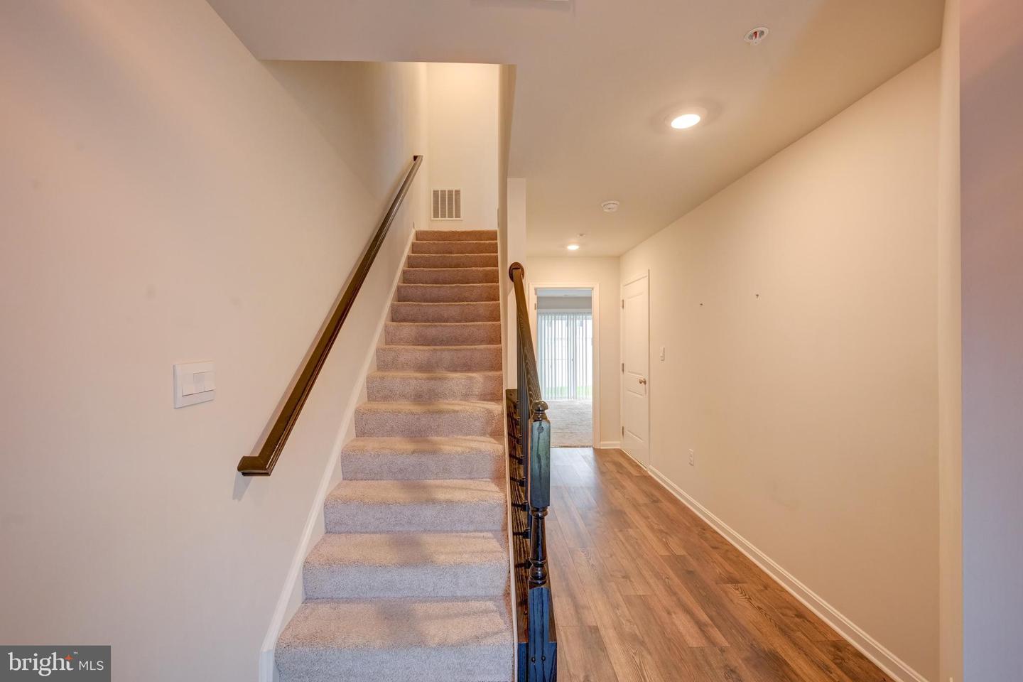 5059 Silver Oak Dr Property Photo 9