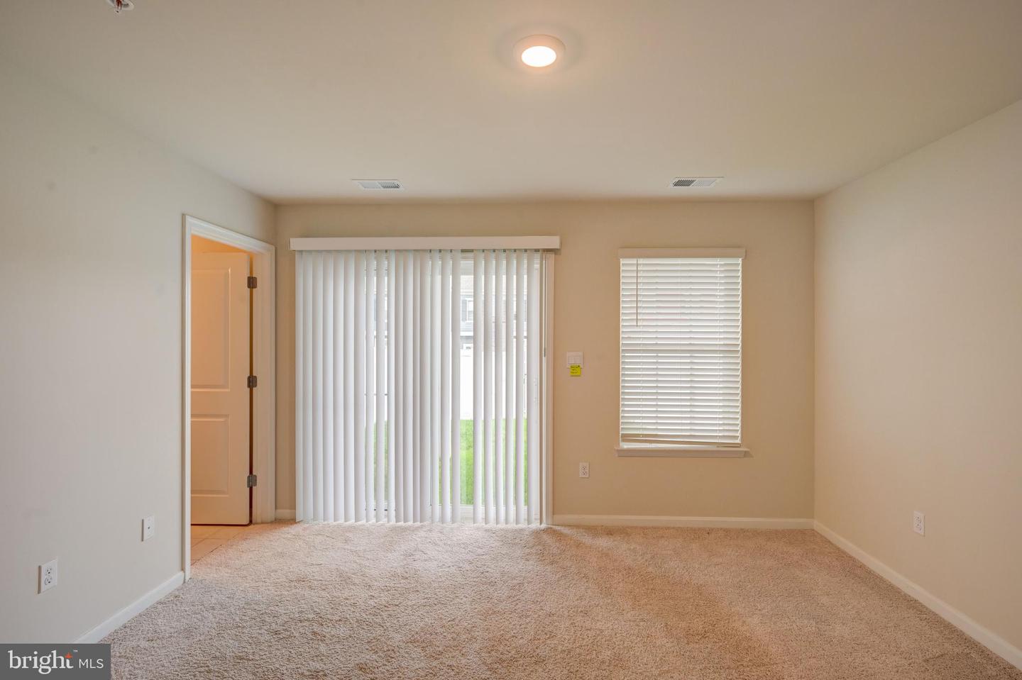 5059 Silver Oak Dr Property Photo 11