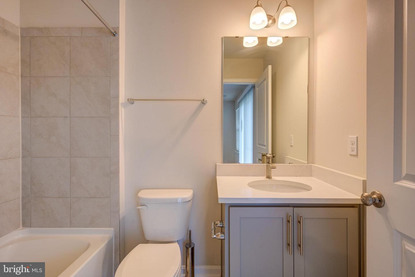 5059 Silver Oak Dr Property Photo 14