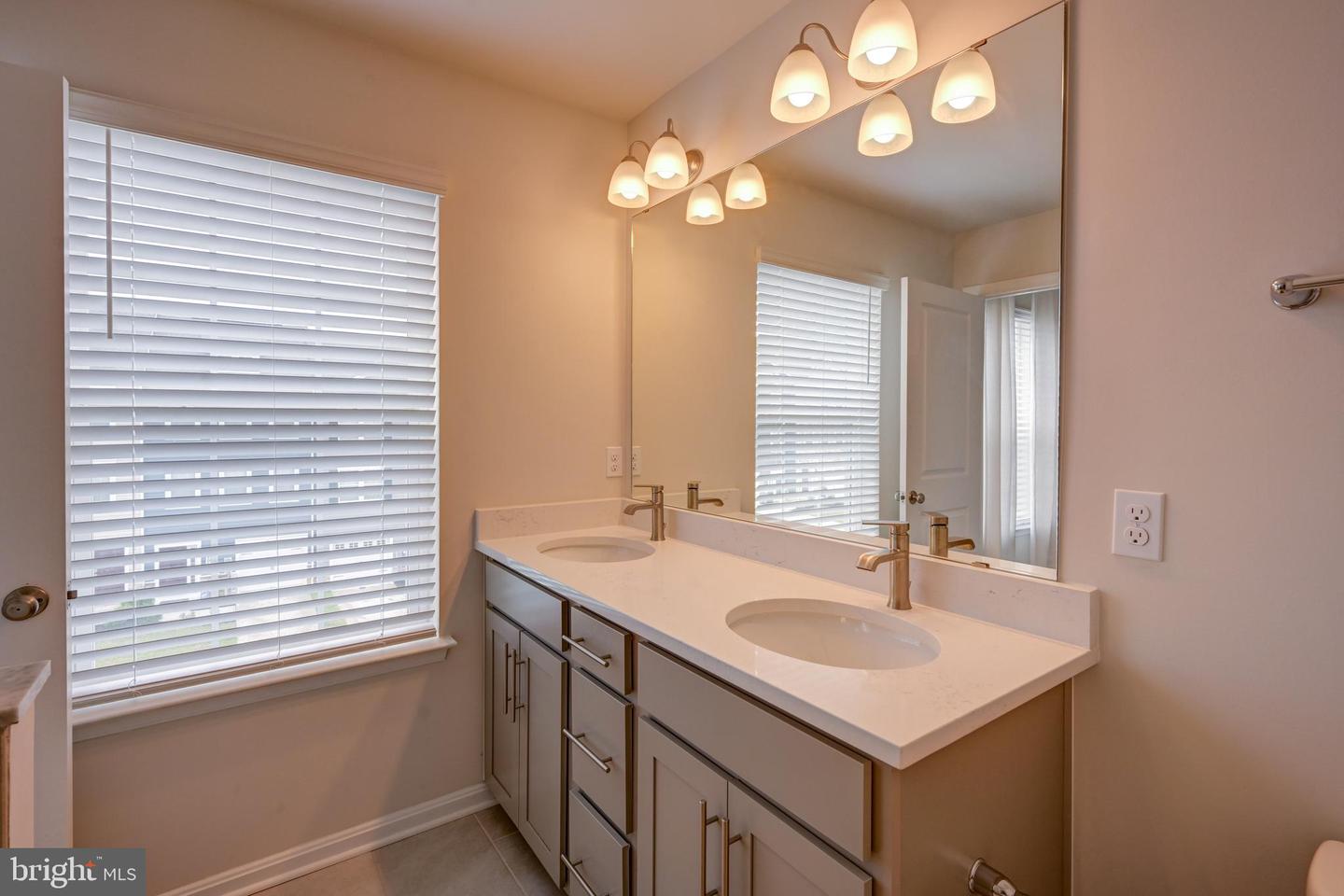 5059 Silver Oak Dr Property Photo 34