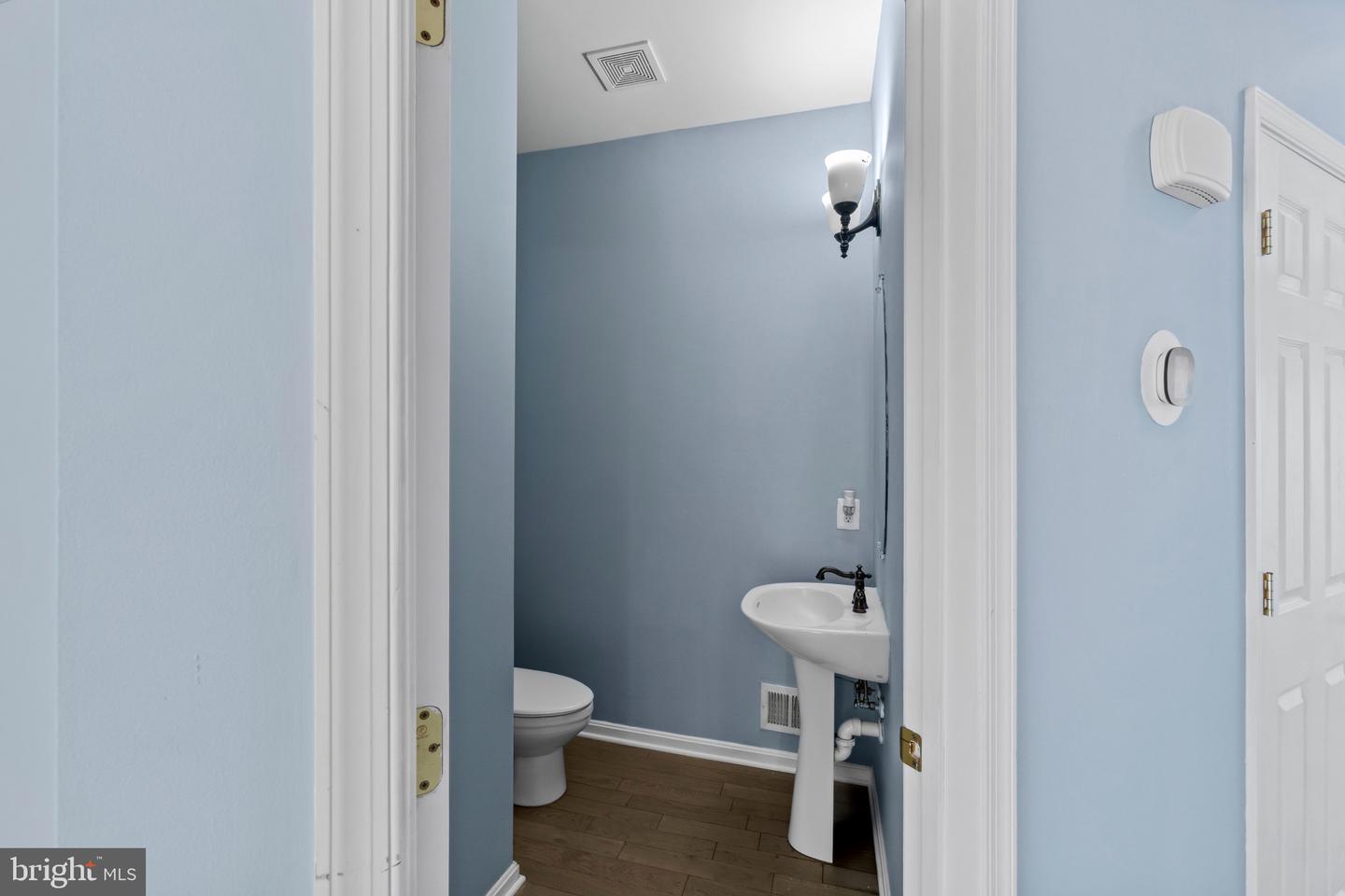 5021 Autumn Glow Way Property Photo 13