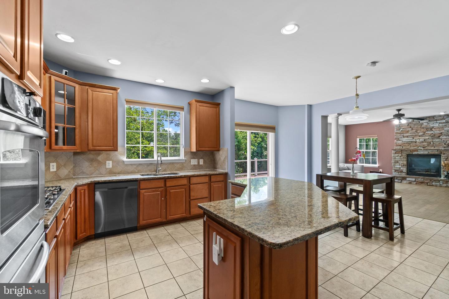 5021 Autumn Glow Way Property Photo 15