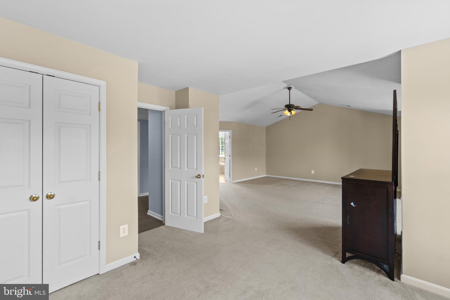 5021 Autumn Glow Way Property Photo 29