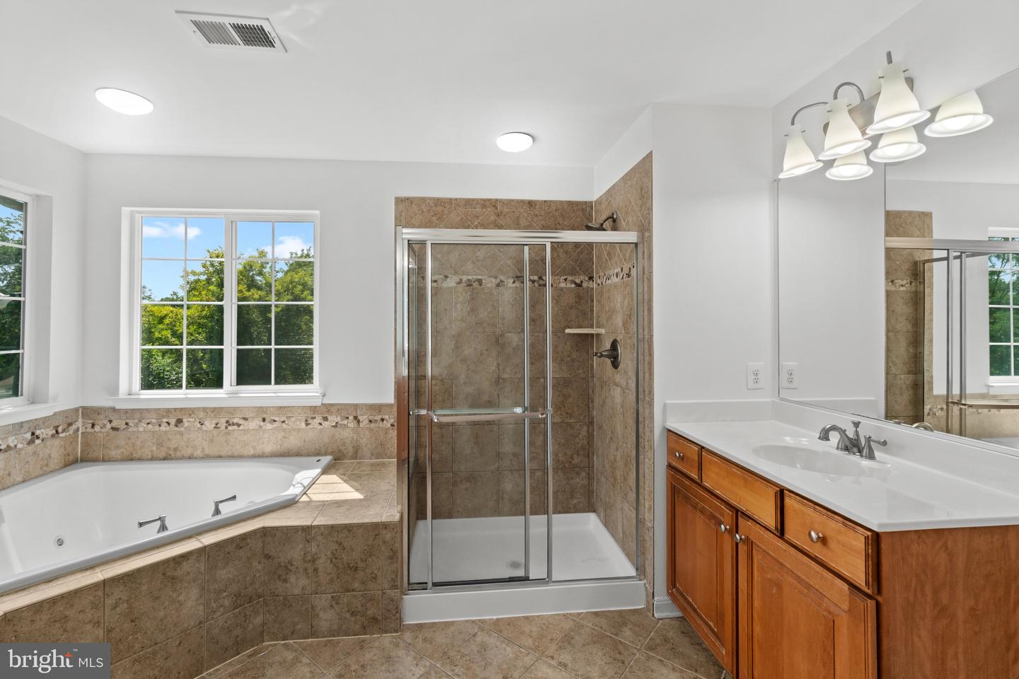 5021 Autumn Glow Way Property Photo 33