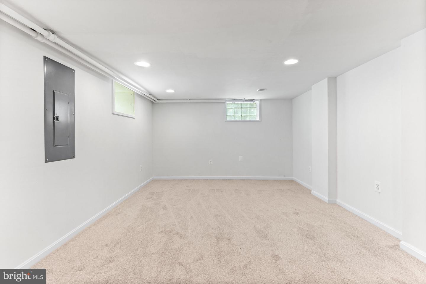 309 Stafford Dr Property Photo 25