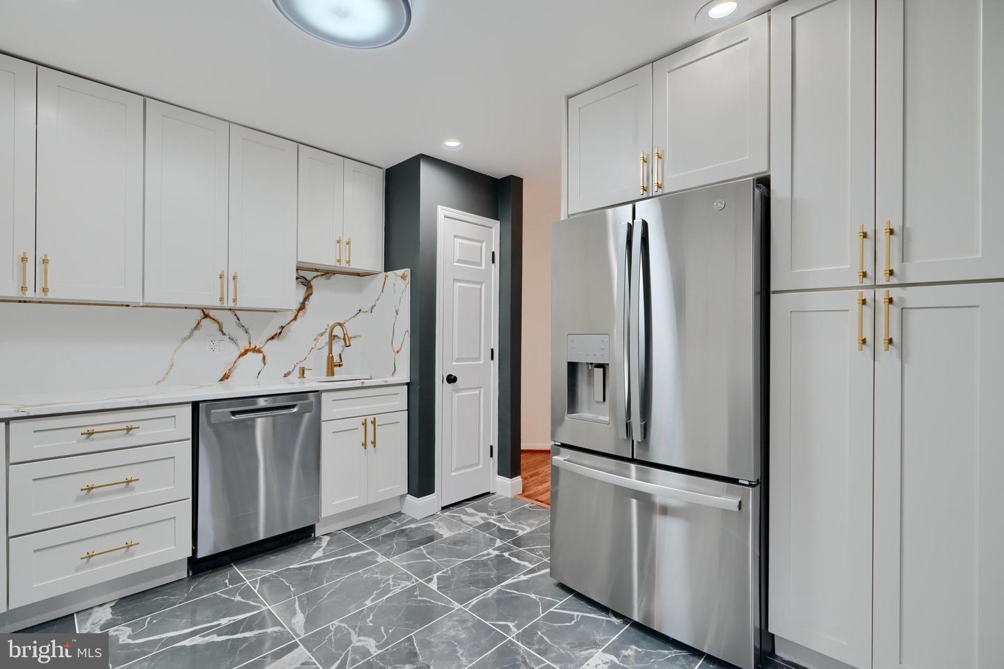 2020 Masters Dr Property Photo 4