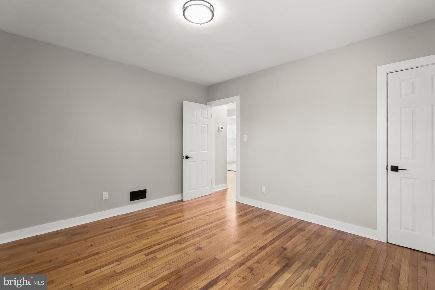 5601 Windsor Mill Rd Property Photo 14