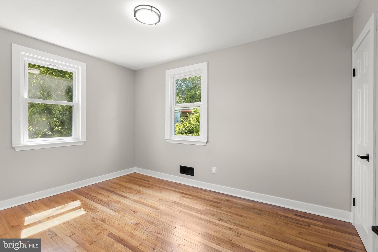5601 Windsor Mill Rd Property Photo 15