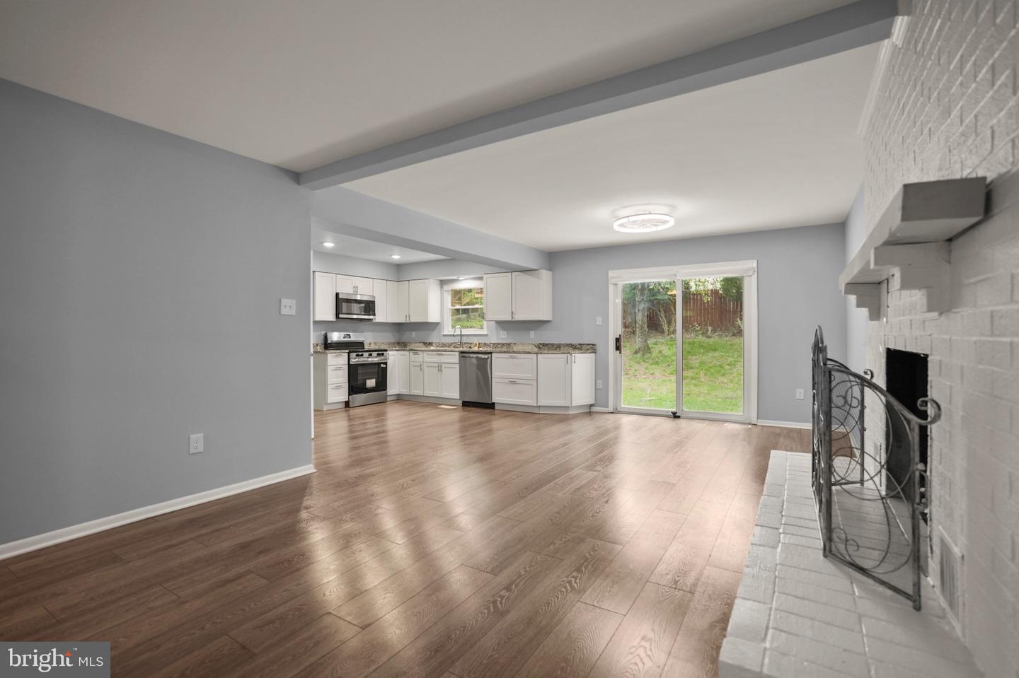 10 Iron Bolt Ct Property Photo 6