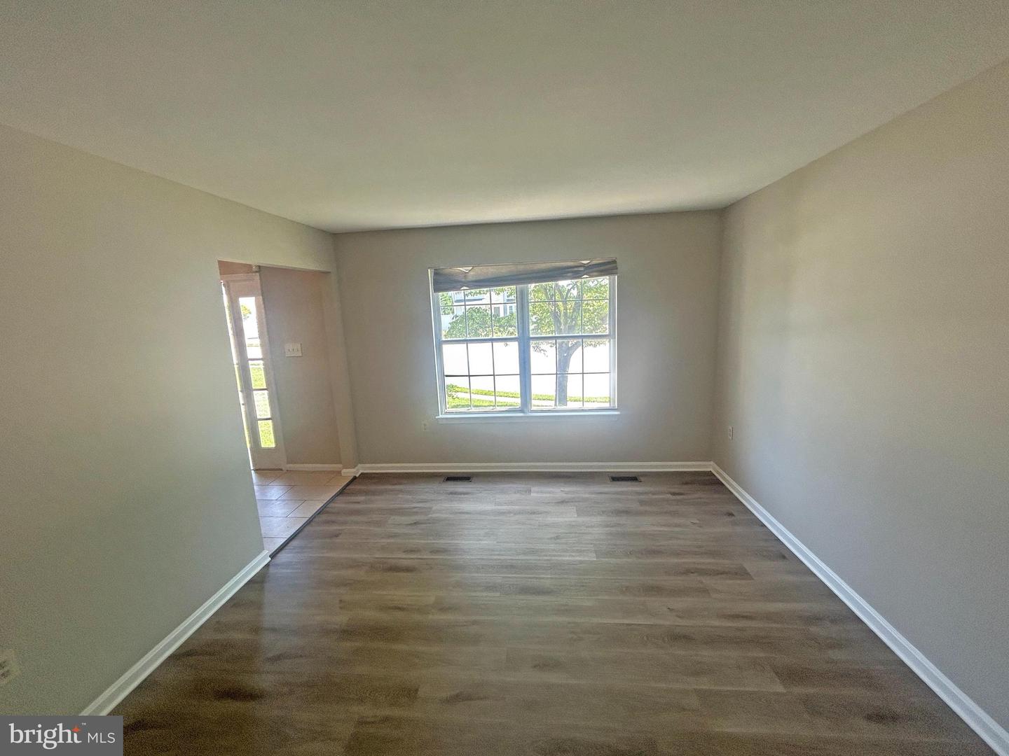 6 Grosvenor Ct Property Photo 7