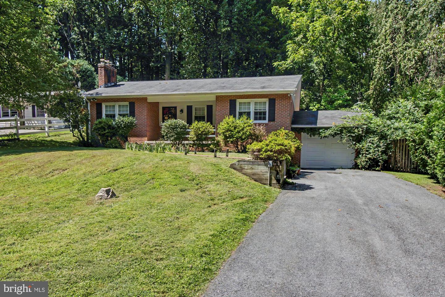 11958 Park Heights Ave Property Photo 1