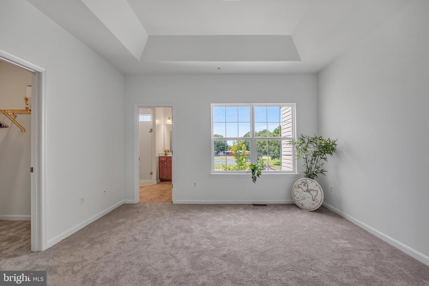 7694 Town View Dr Property Photo 22