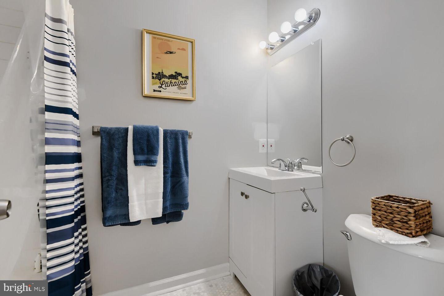 299 Lavern Ave Property Photo 12