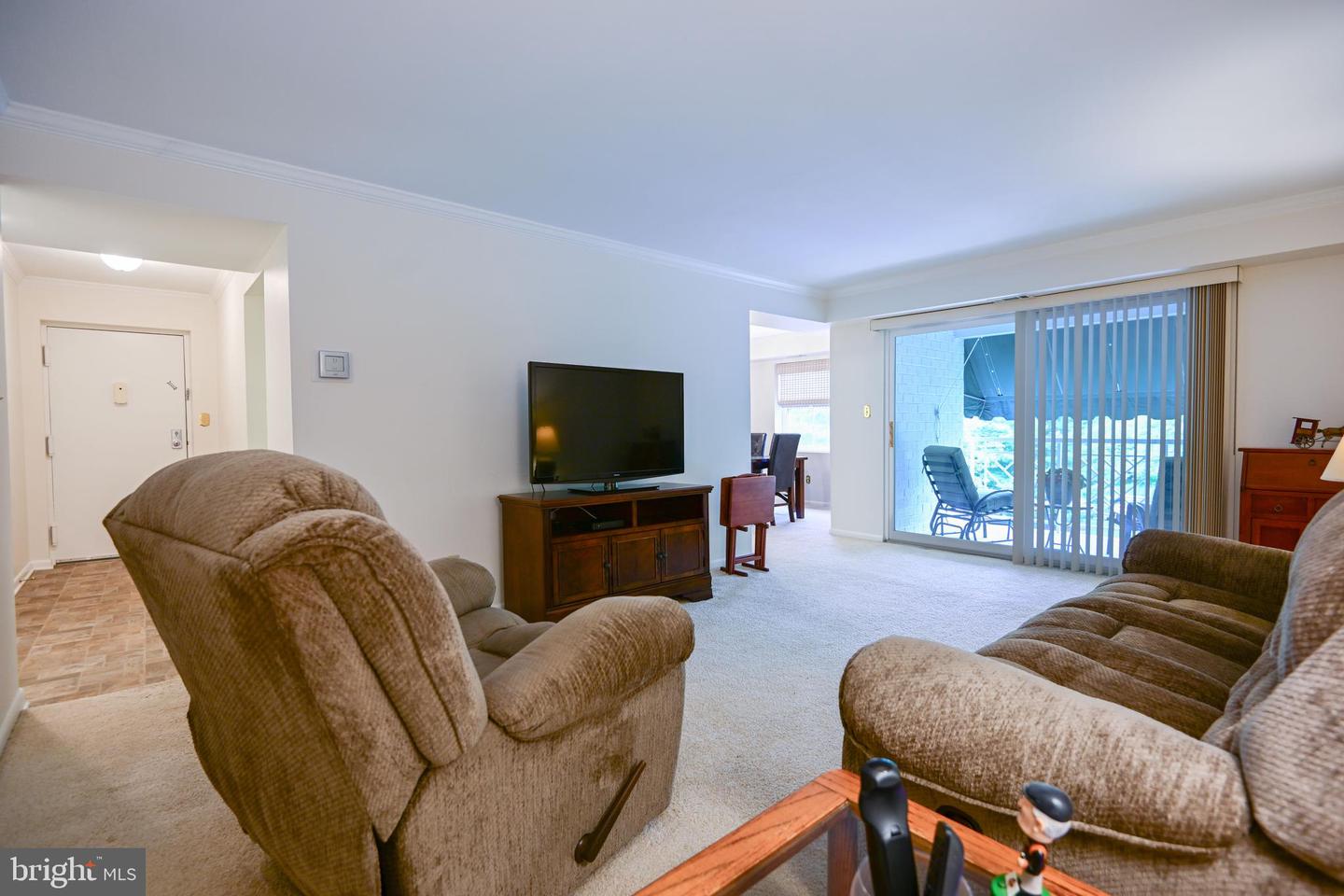 117 Castletown Rd #301 Property Photo 6