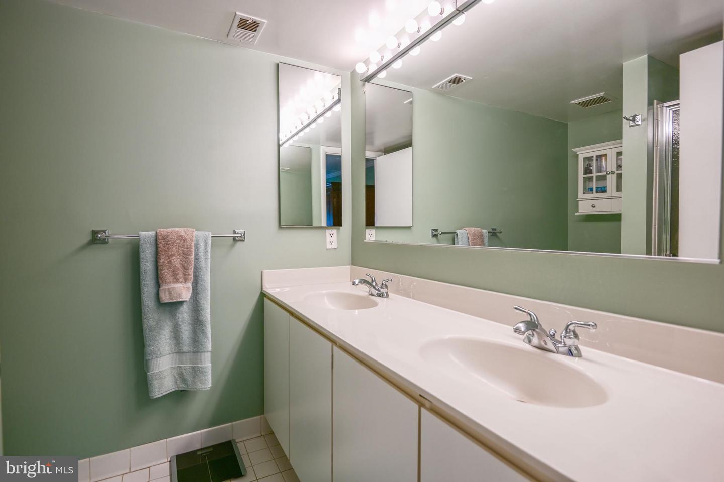 117 Castletown Rd #301 Property Photo 18