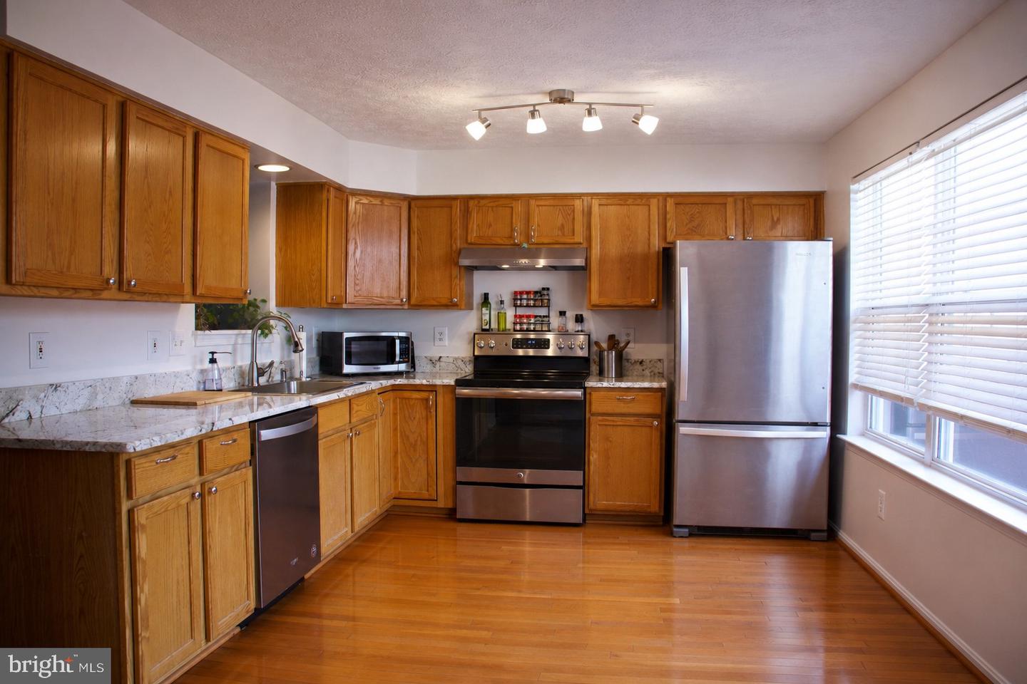 4734 Buxton Cir Property Photo 7