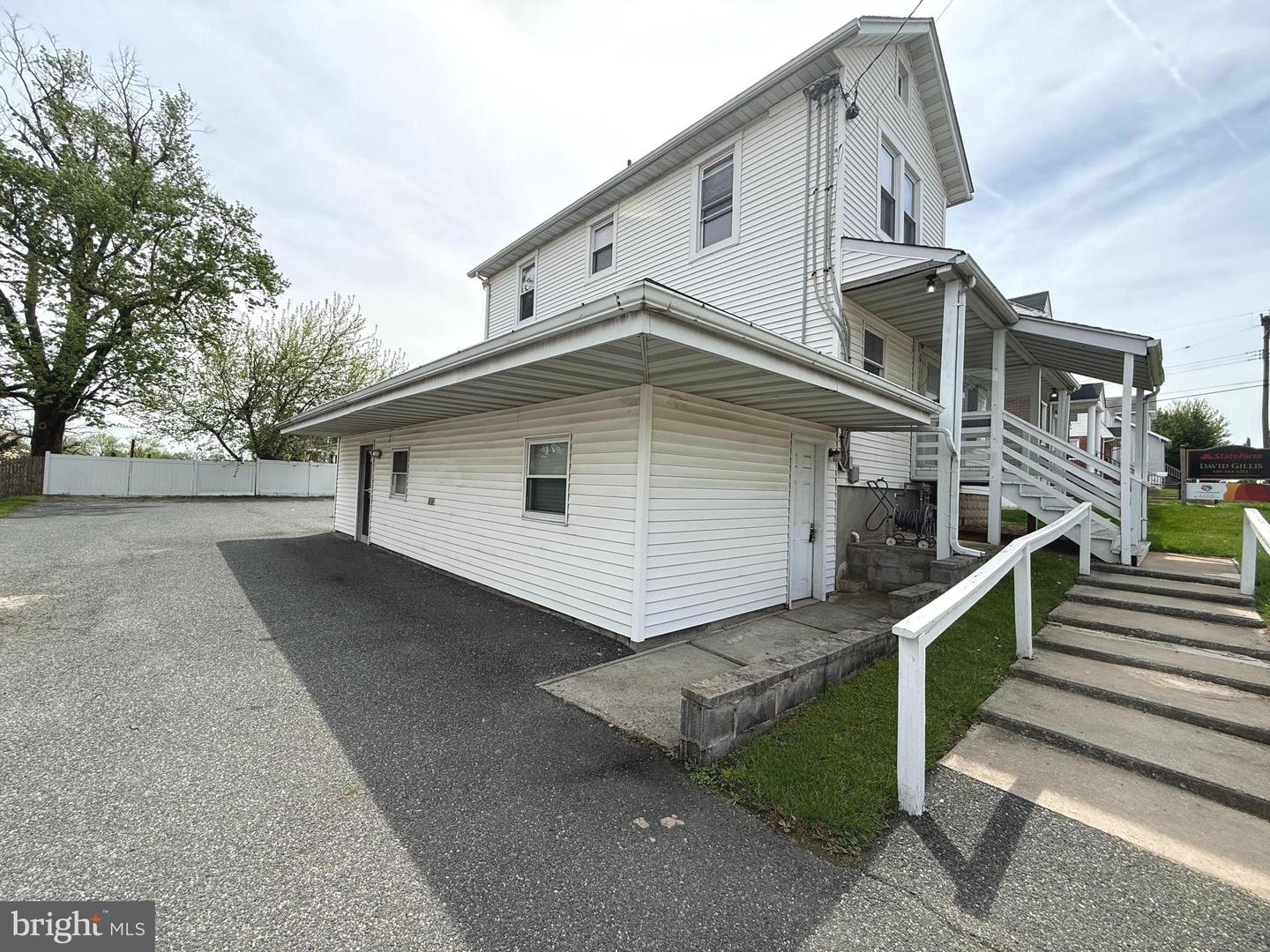 8903 Harford Rd Property Photo 10