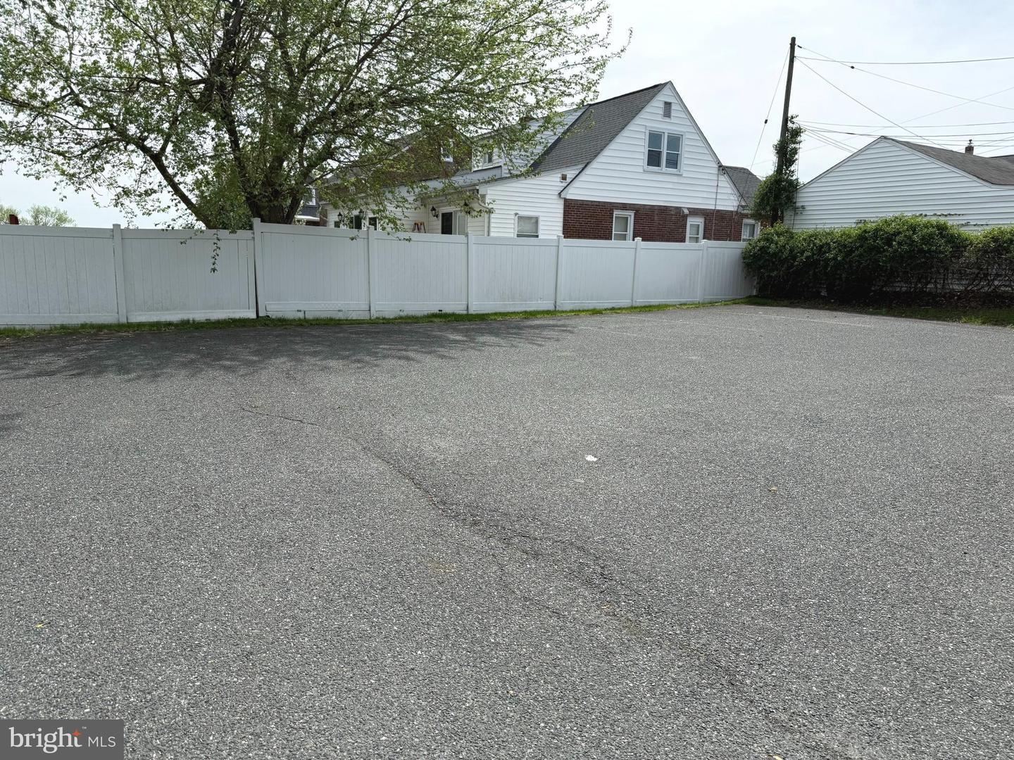 8903 Harford Rd Property Photo 11