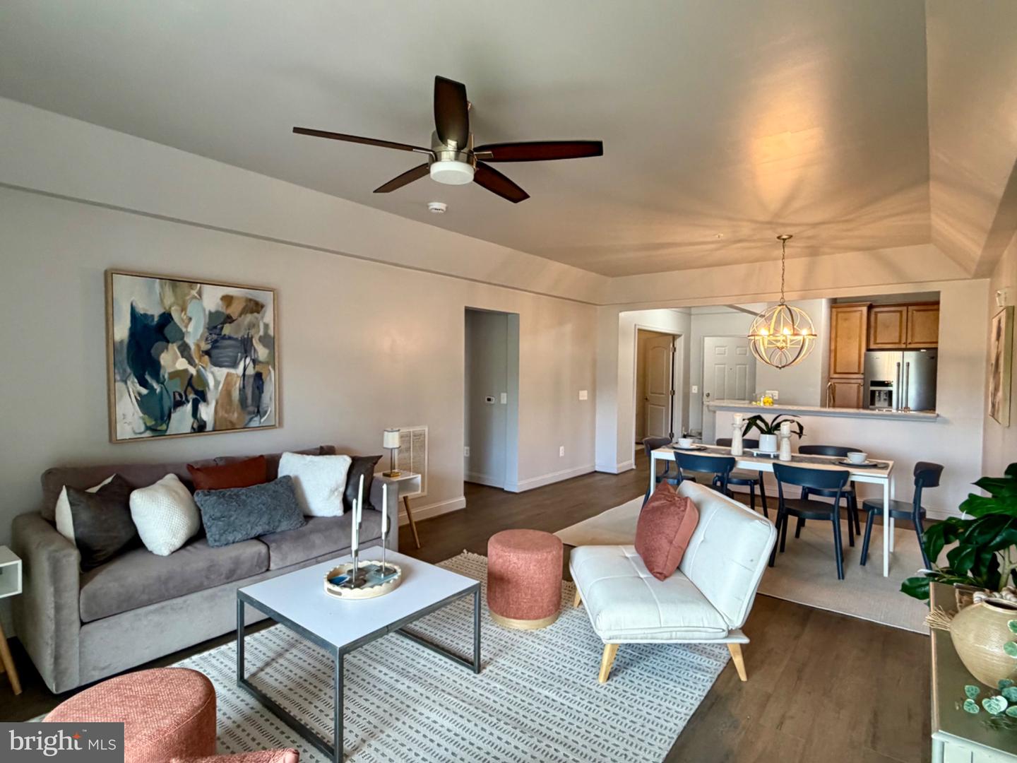 7701 Travertine Dr #401 Property Photo 4