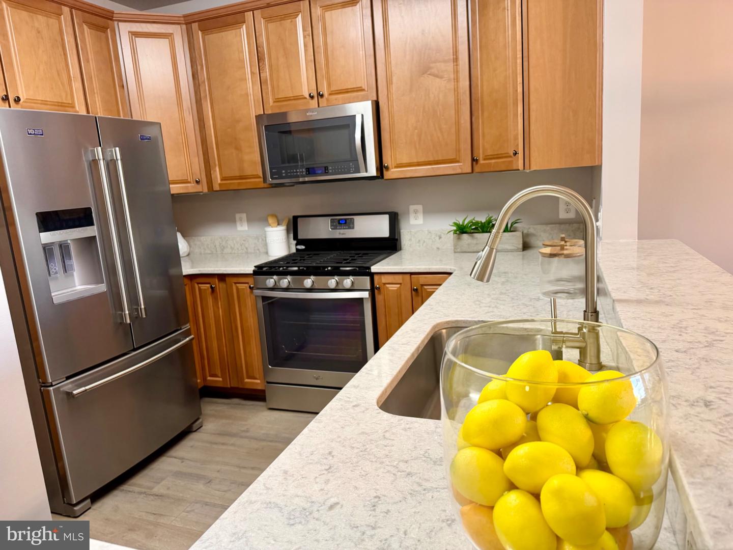 7701 Travertine Dr #401 Property Photo 7