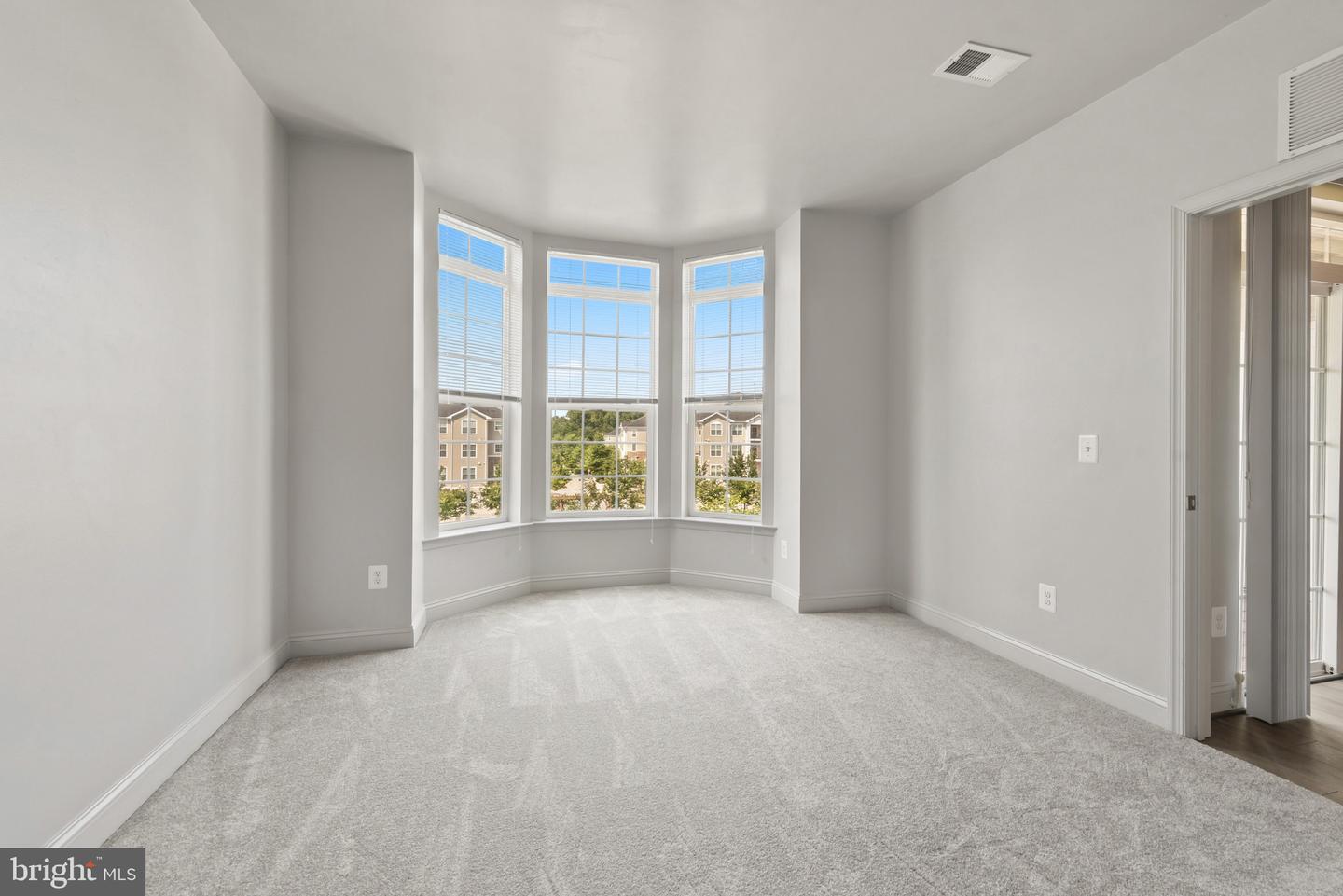 7701 Travertine Dr #401 Property Photo 30