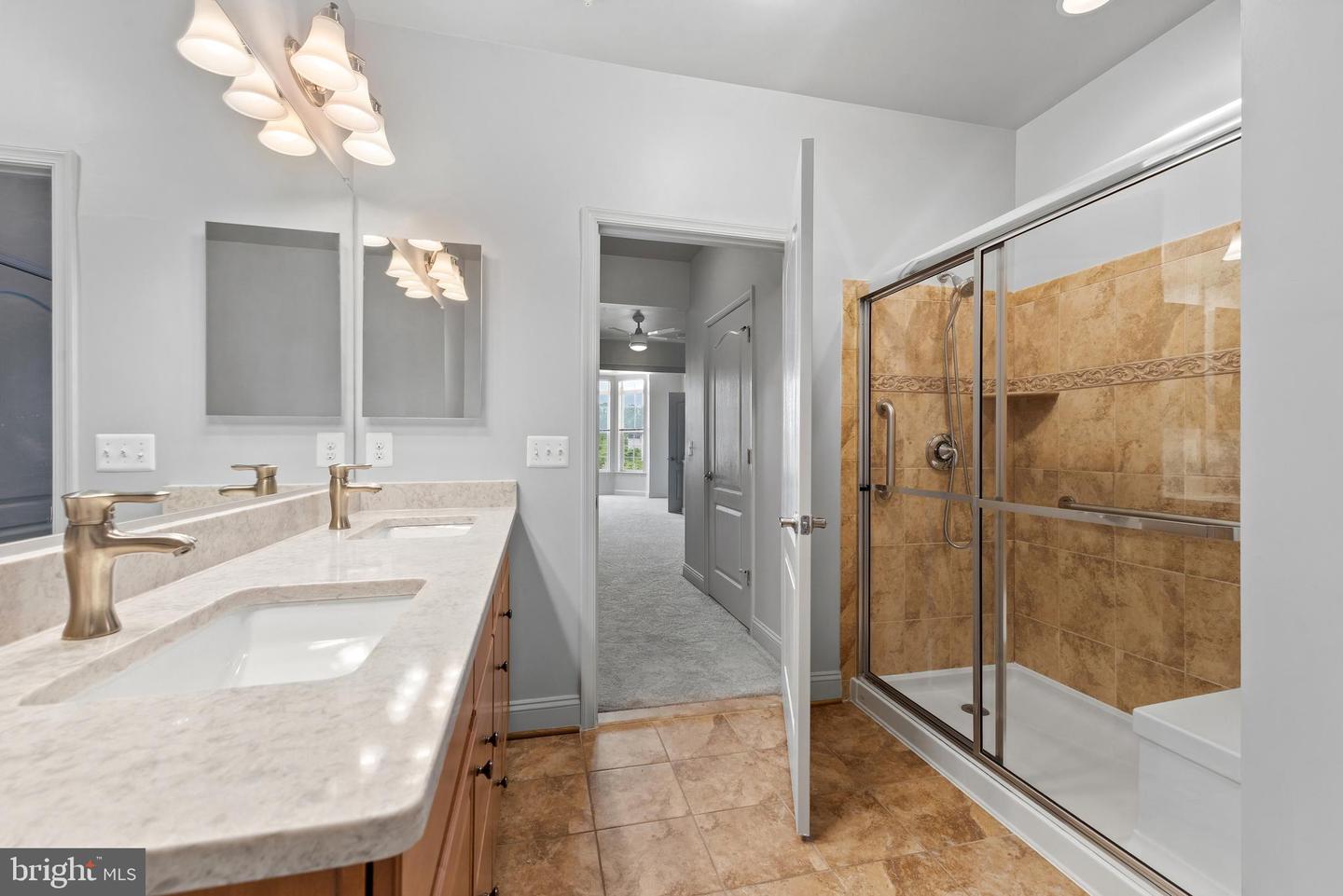 7701 Travertine Dr #401 Property Photo 35