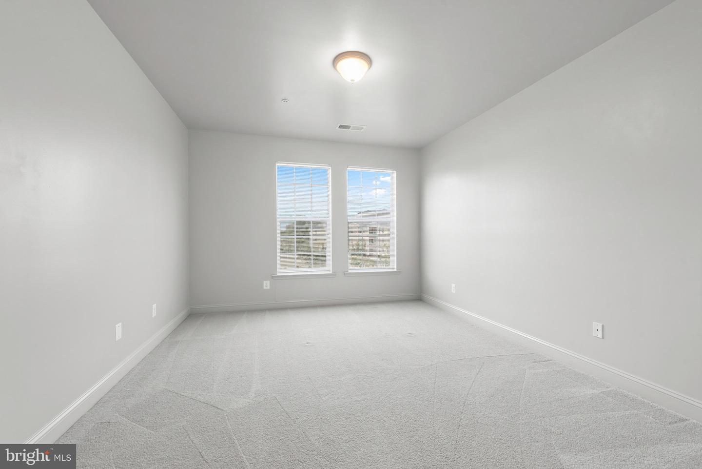 7701 Travertine Dr #401 Property Photo 40