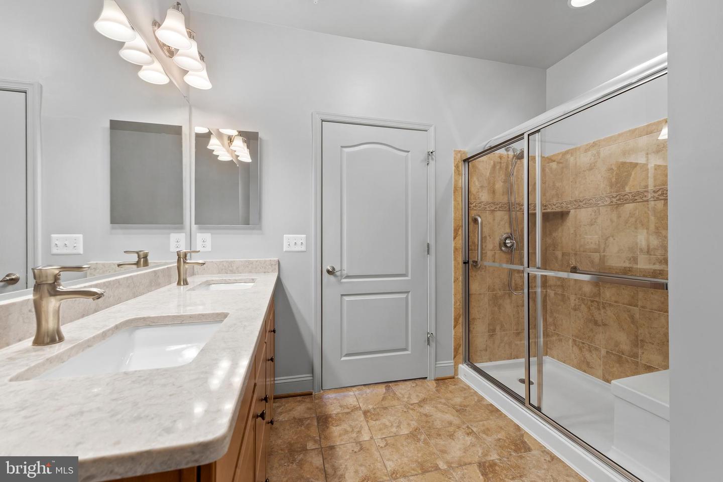 7701 Travertine Dr #401 Property Photo 42