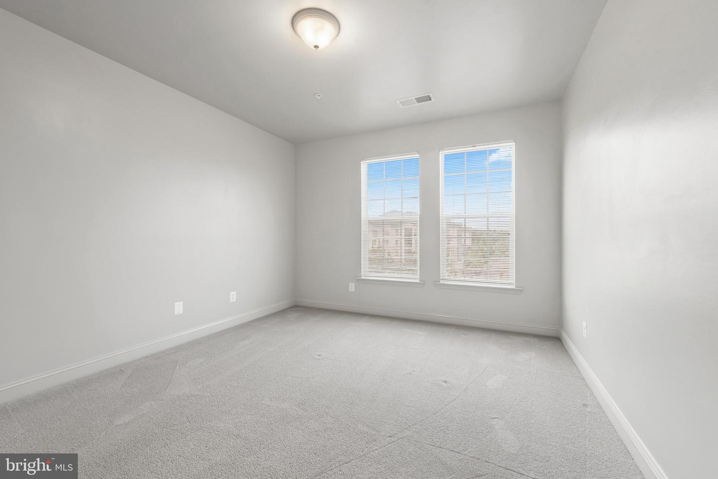 7701 Travertine Dr #401 Property Photo 43