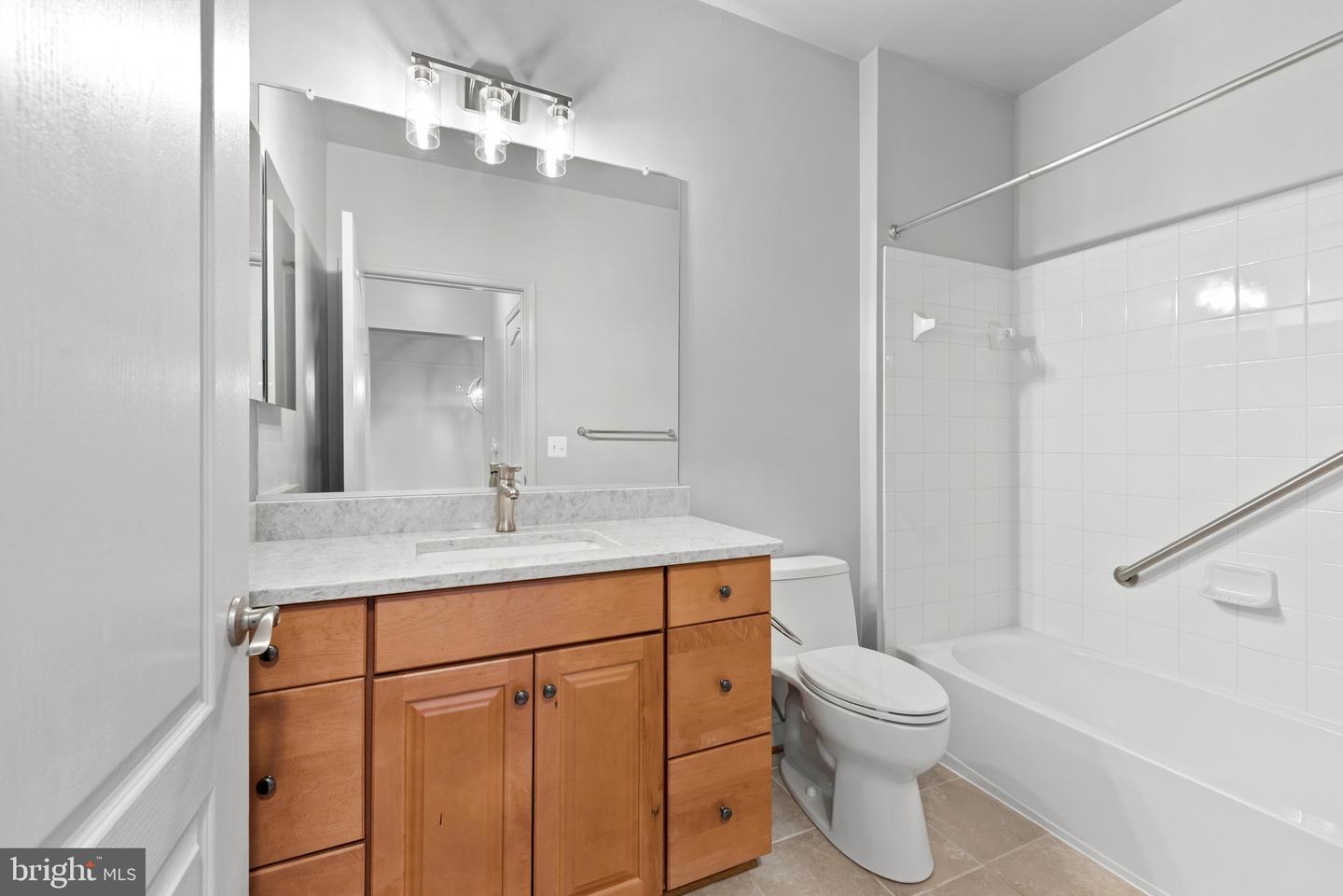 7701 Travertine Dr #401 Property Photo 46