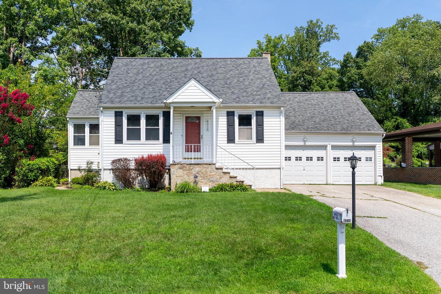 4216 DARNALL RD Property Photo 1