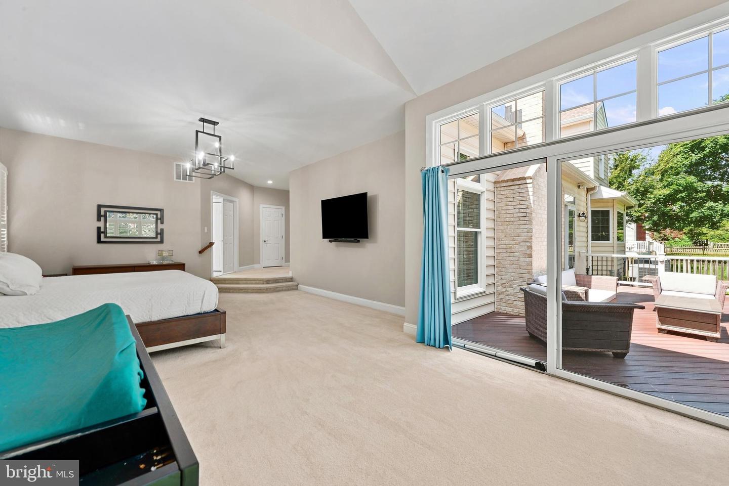 8504 Southfields Cir Property Photo 30