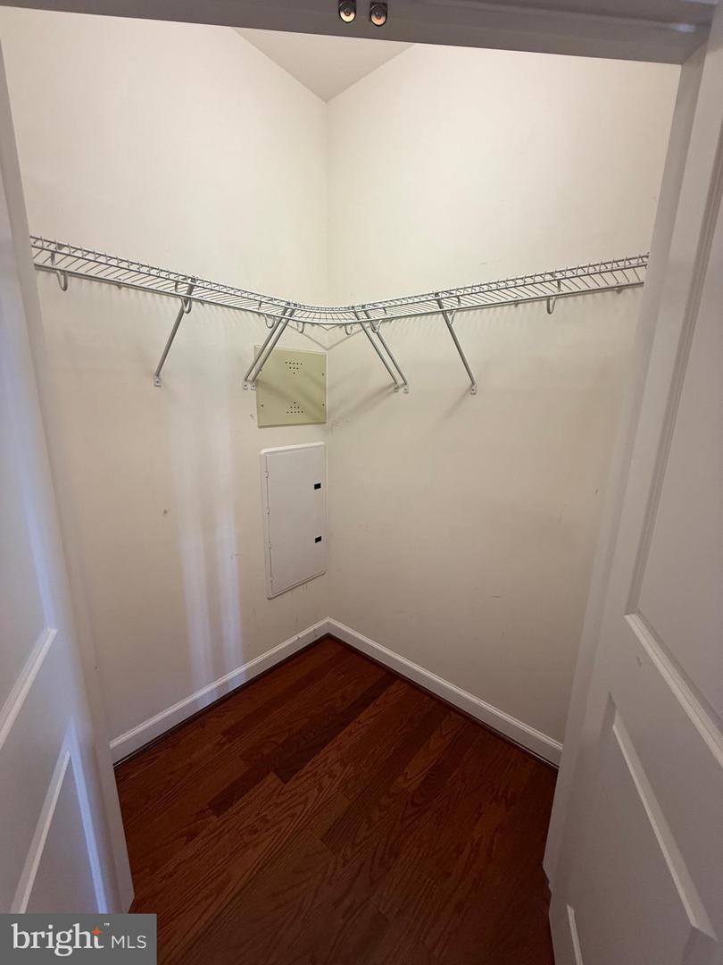 17 Clay Lodge Ln #404 Property Photo 15