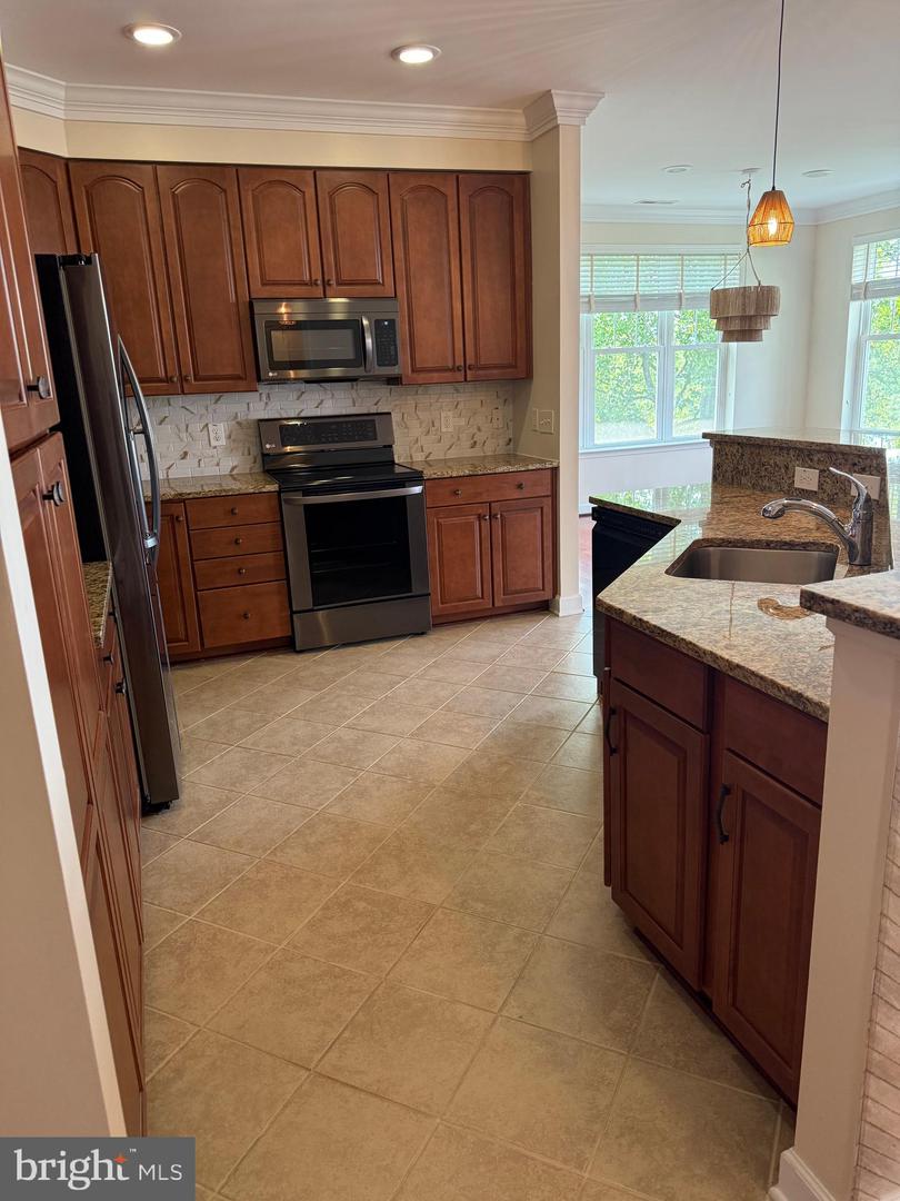 17 Clay Lodge Ln #404 Property Photo 18