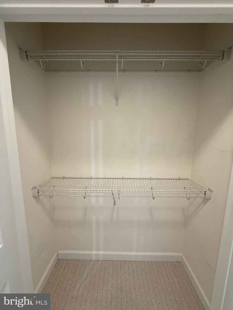 17 Clay Lodge Ln #404 Property Photo 31