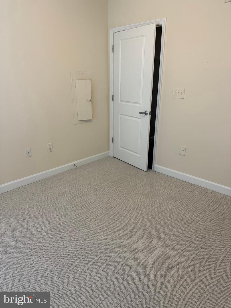 17 Clay Lodge Ln #404 Property Photo 36