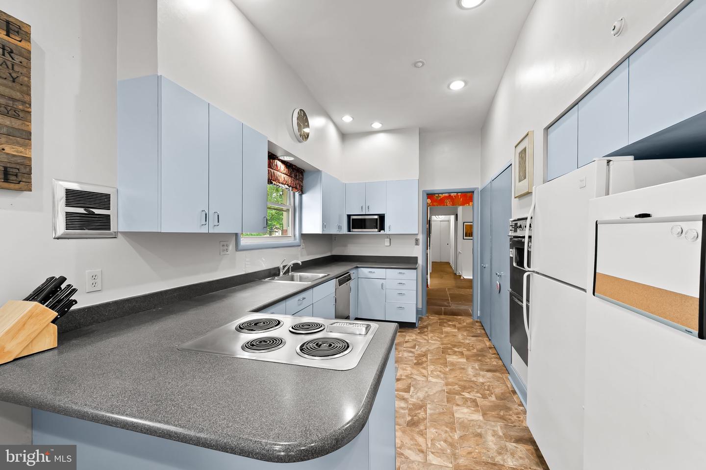 MDBC2171706 Property Photo 18