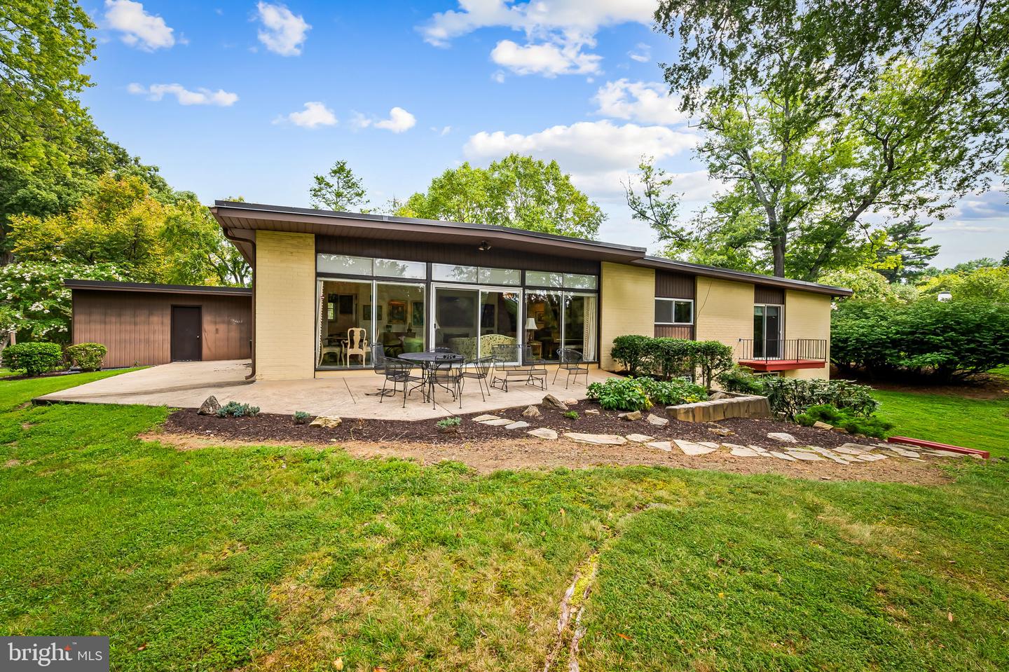 MDBC2171706 Property Photo 40