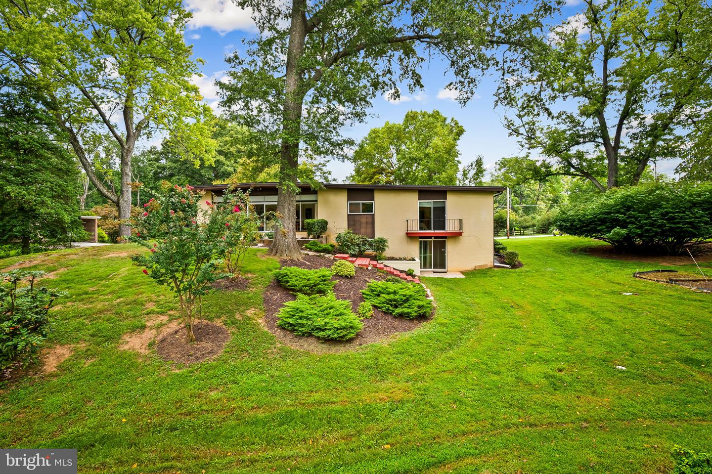 MDBC2171706 Property Photo 44