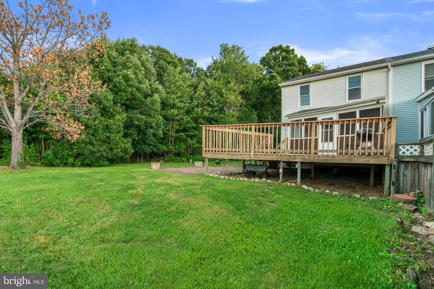 40 Towns Ct Property Photo 38