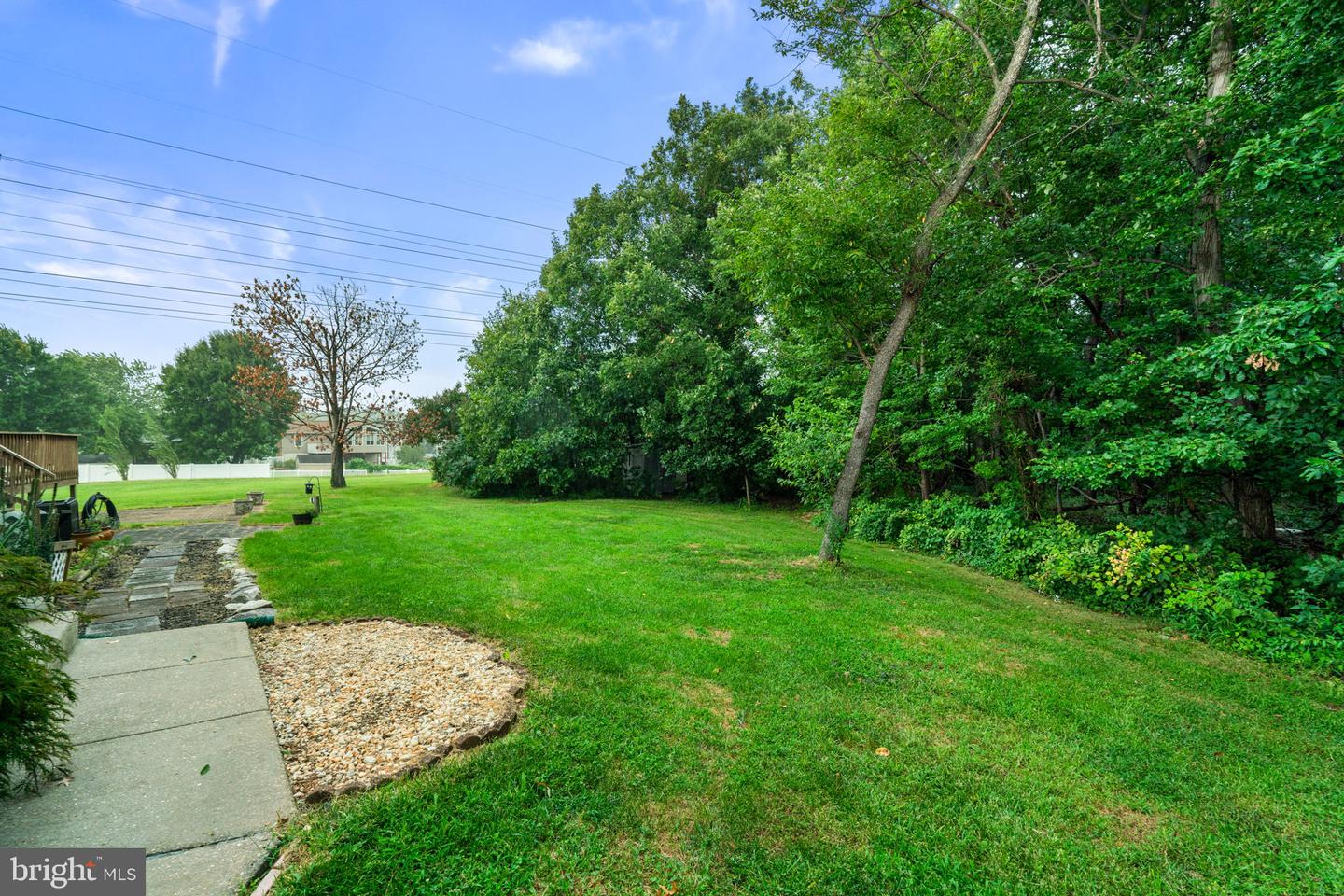 40 Towns Ct Property Photo 40
