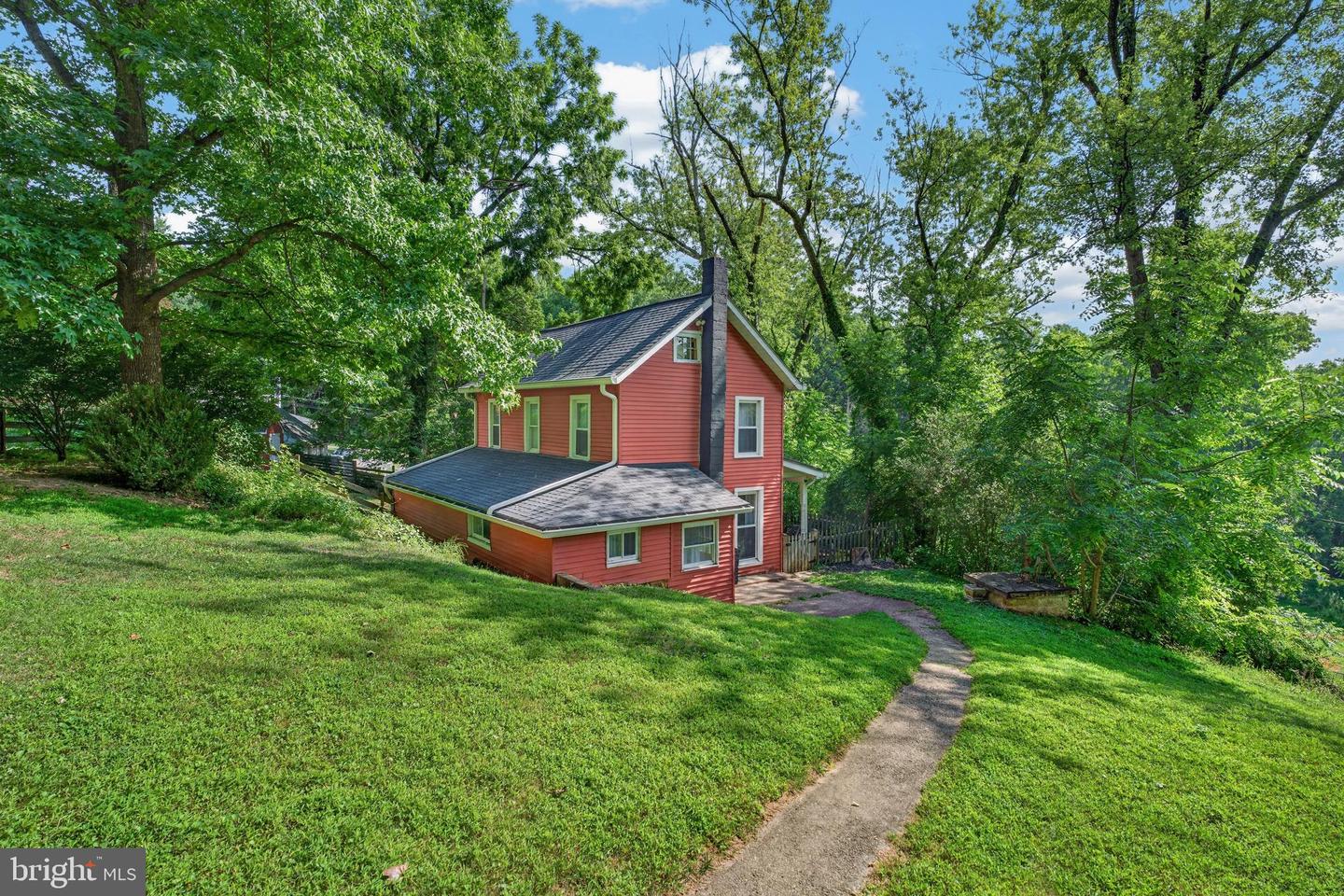 1119 Wiseburg Property Photo 1